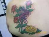 Fada e flores